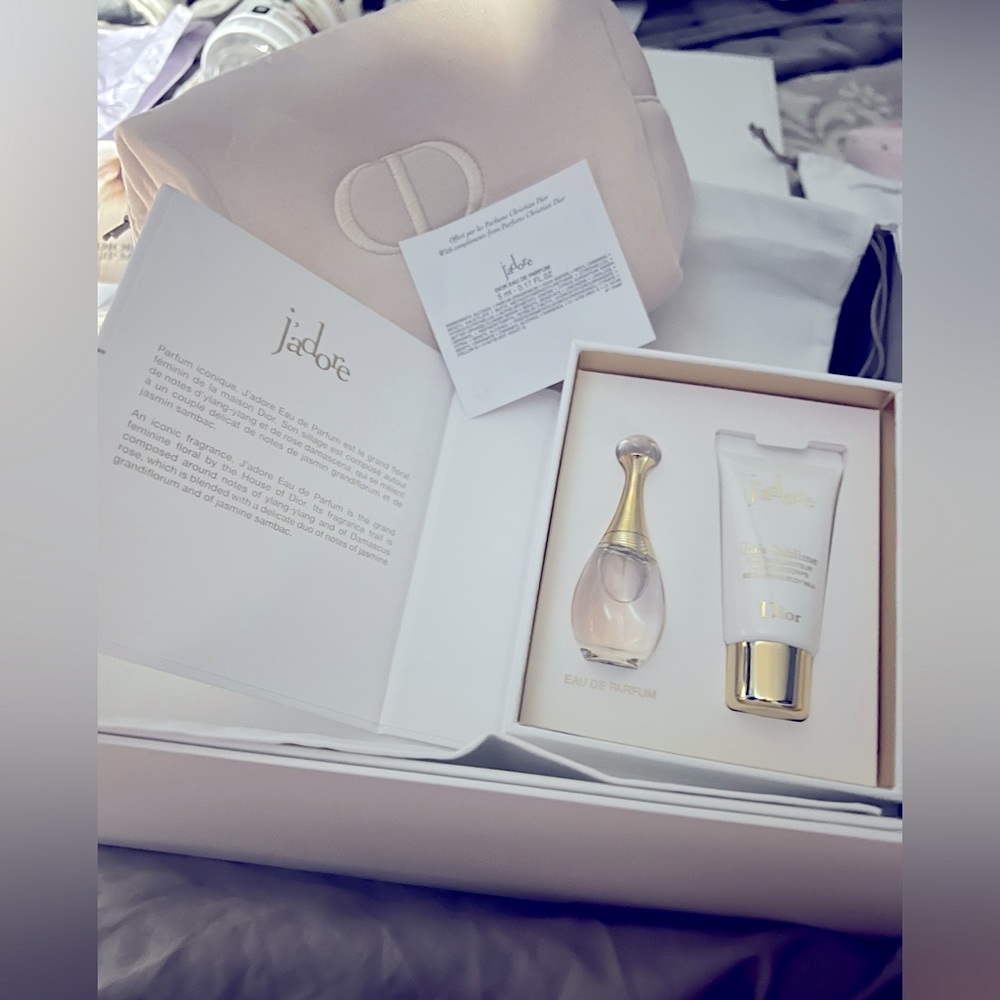 New Dior light pink pouch with mini Jadore perfume and body cream